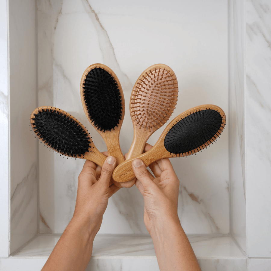 Nylon, sanglier, bois, silicone : Comment entretenir ma brosse en fonction de sa matière ? - MakeMyMask